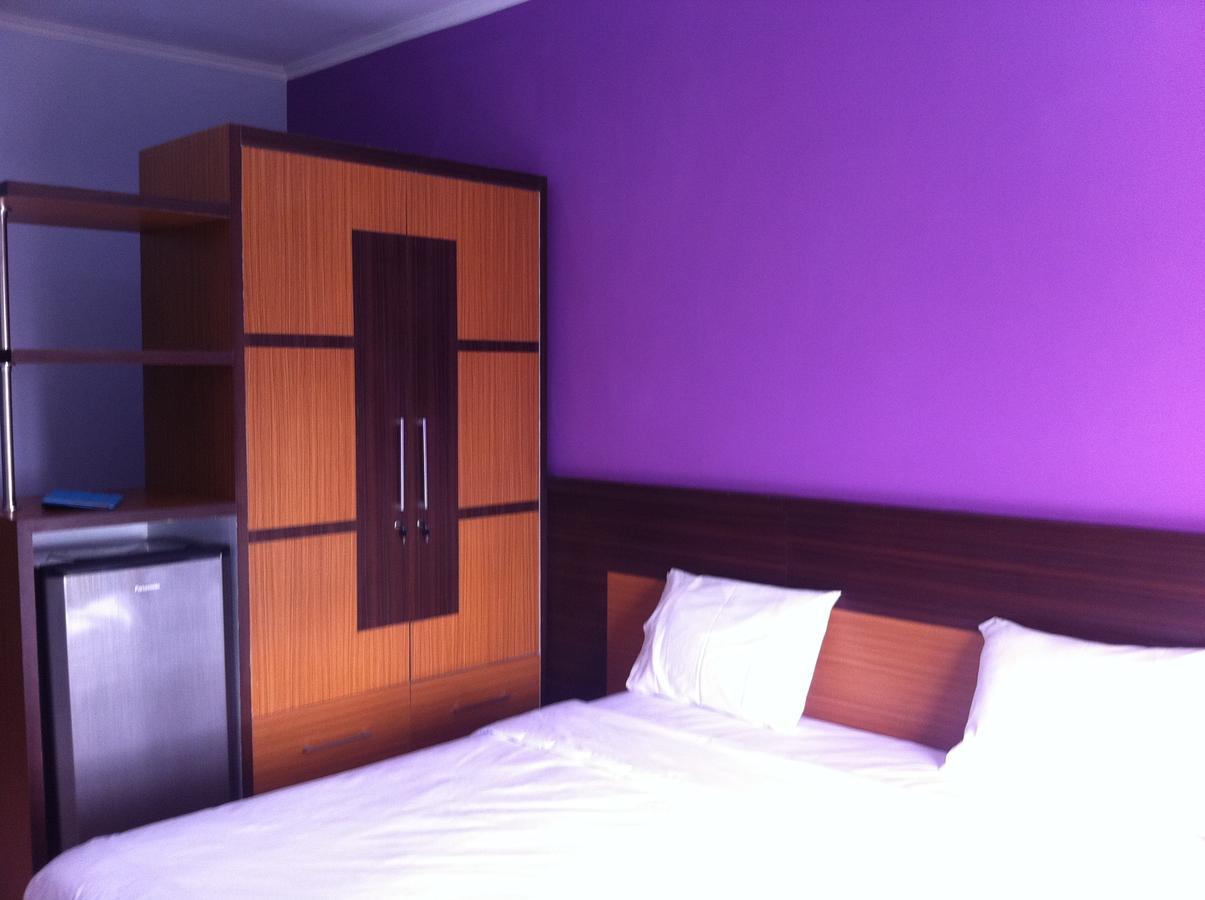 Hotel Pineapple Mansion Solo Zimmer foto